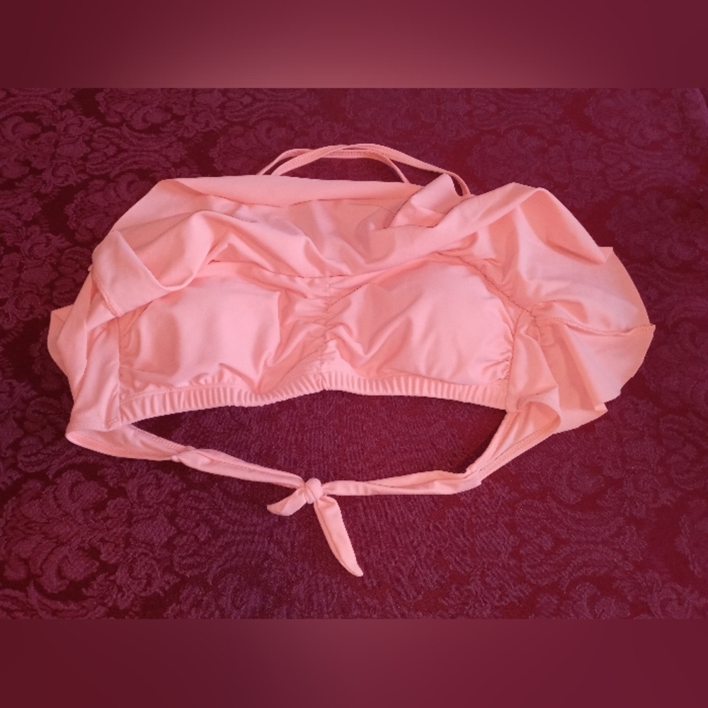 Peach Padded Ruffled Swim Top🏵️ - Picture 3 of 6
